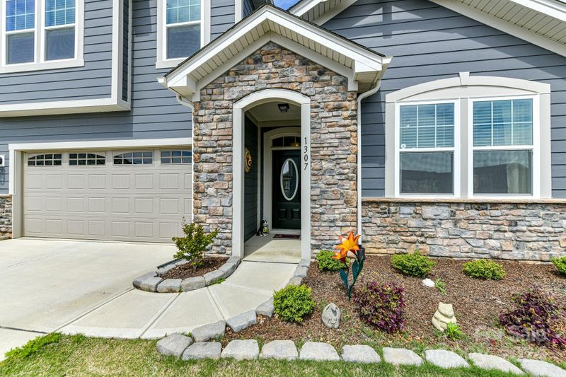 1307 Laggan Ln, Indian Trail, NC 28079