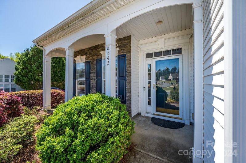 8842 Heron Glen Dr, Charlotte, NC 28269