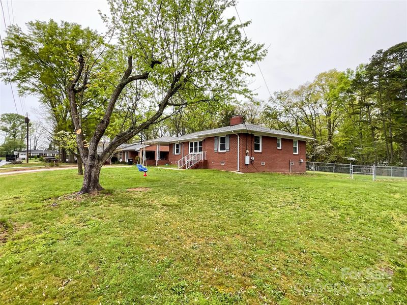 1300 Sycamore St, Monroe, NC 28112