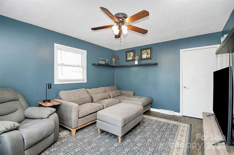 918 Oakshade Ave, Kannapolis, NC 28083