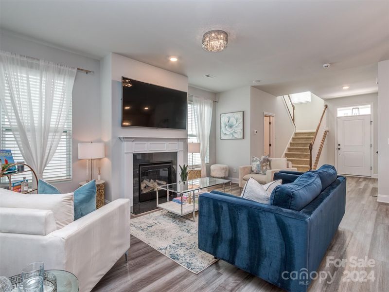 628 Lyndon Station Dr, Pineville, NC 28134