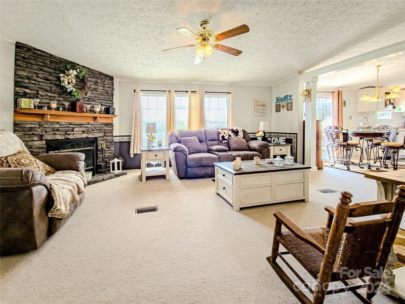 114 Causey Ct, Gaffney, SC 29340
