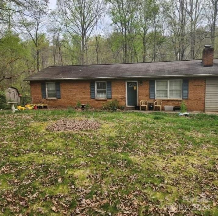 4608 Maplecrest Dr, Gastonia, NC 28056