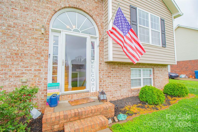 2236 Burris Rd, Conover, NC 28613