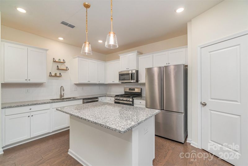 2728 Aubrey St, Monroe, NC 28110