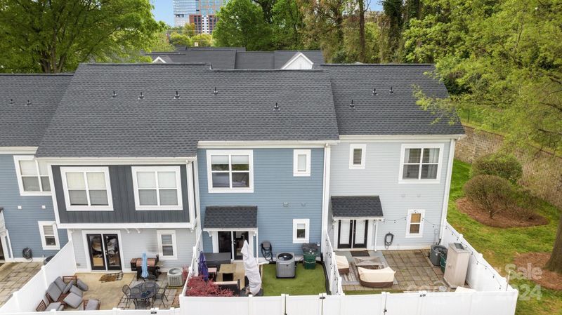 2107 Vision Dr, Charlotte, NC 28203