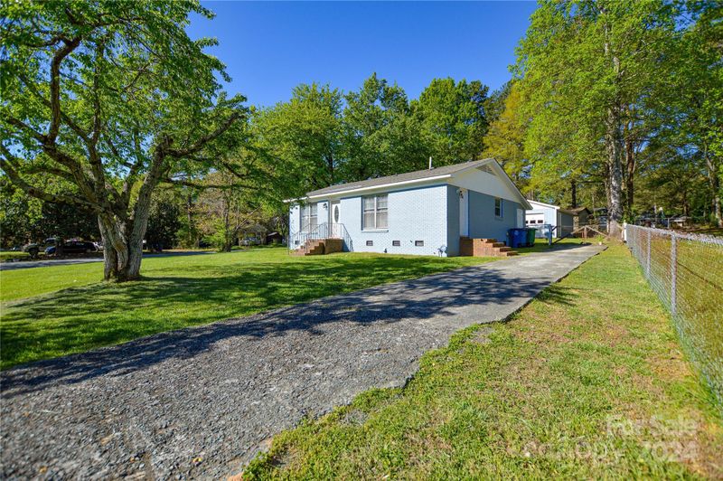 3933 Hillwood Ct, Matthews, NC 28104