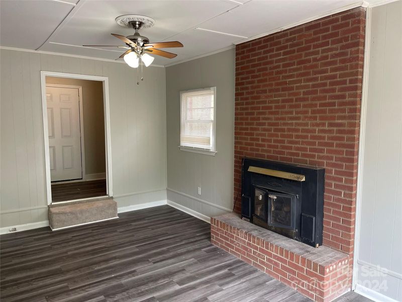 1306 Northwoods Dr, Kings Mountain, NC 28086