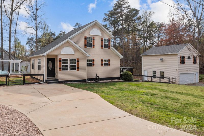 7706 Red Robin Trl, Denver, NC 28037