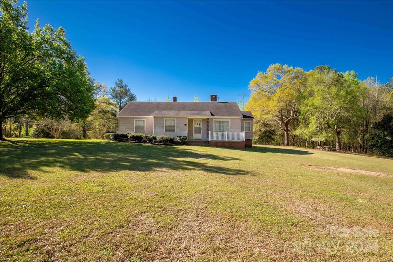247 Orange Ave, Lancaster, SC 29720