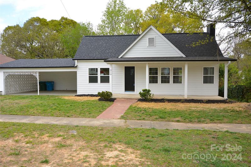 213 E Washington Ave, Bessemer City, NC 28016