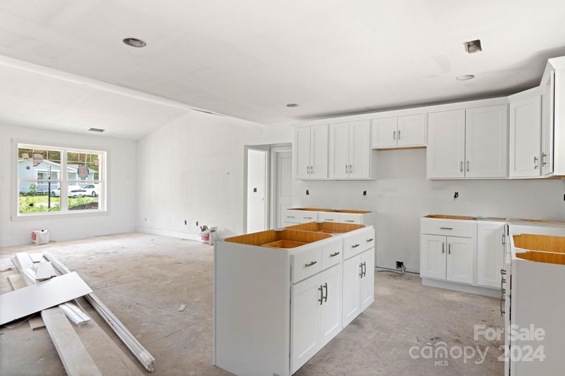 409 Clemons Ave, Maiden, NC 28650