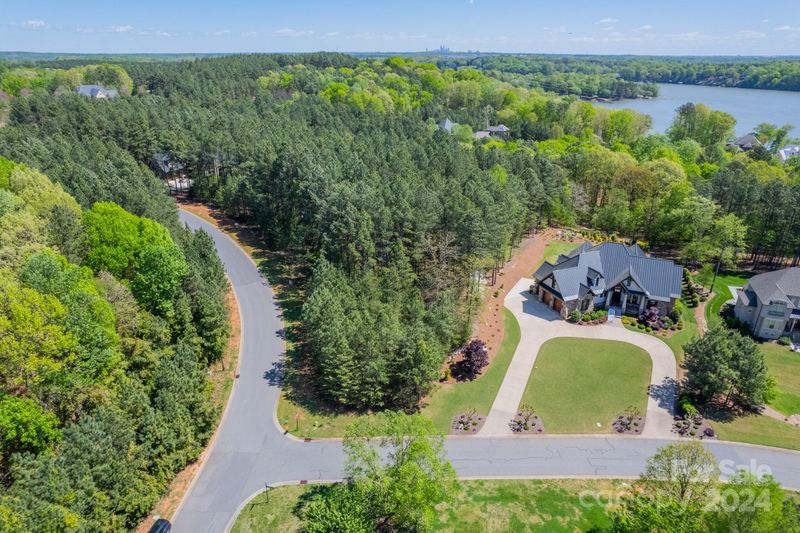5017 Hermitage Ct, Belmont, NC 28012