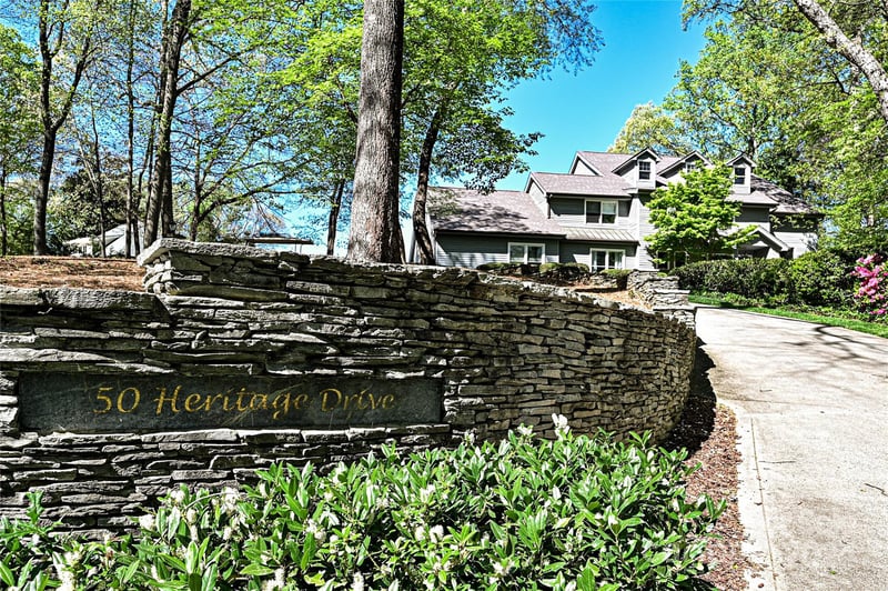 50 Heritage Dr, Lake Wylie, SC 29710