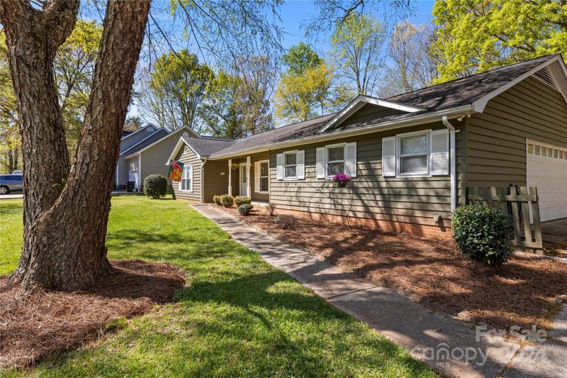 1324 Lee St, Charlotte, NC 28214