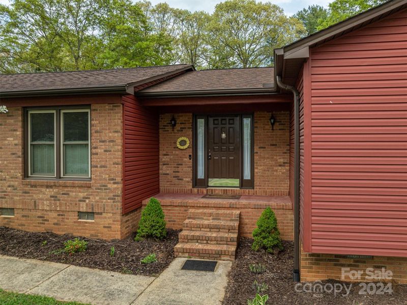 304 Terrace Pl, Lincolnton, NC 28092