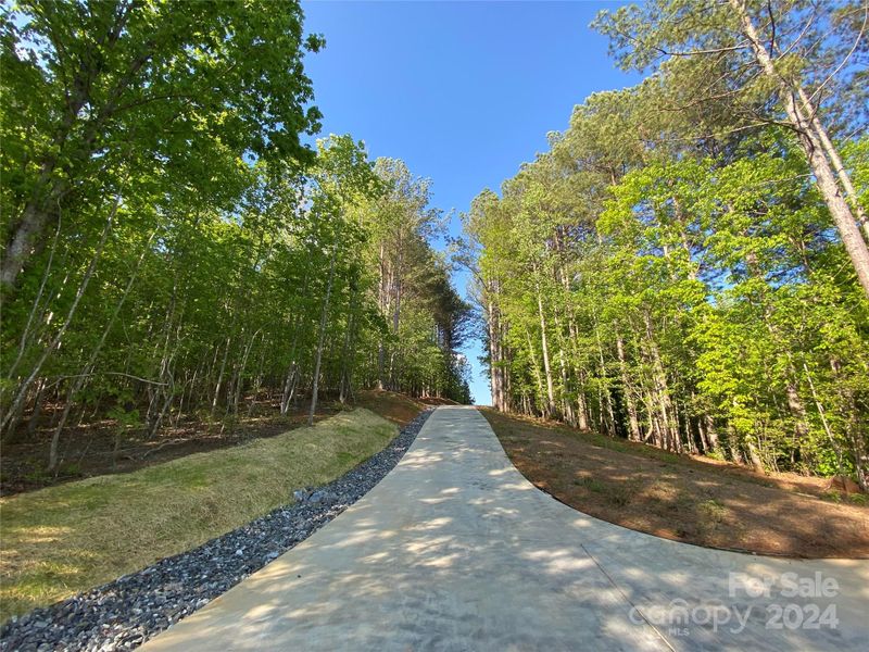 151 Oak Point Ln, Stony Point, NC 28678