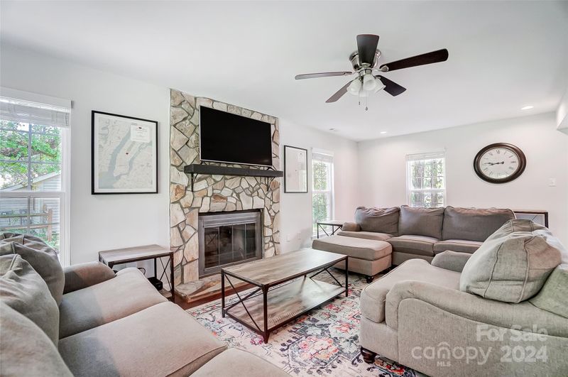 10504 Camelback Cir, Charlotte, NC 28226
