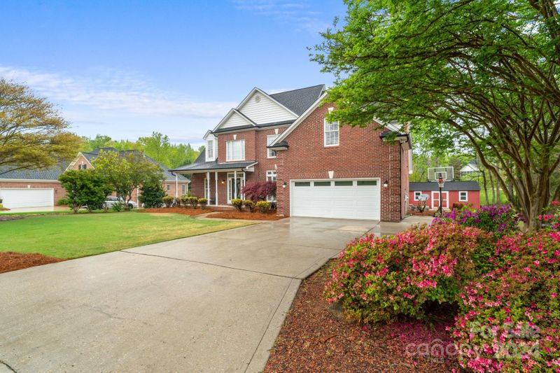 5205 Featherstone Ct, Gastonia, NC 28056