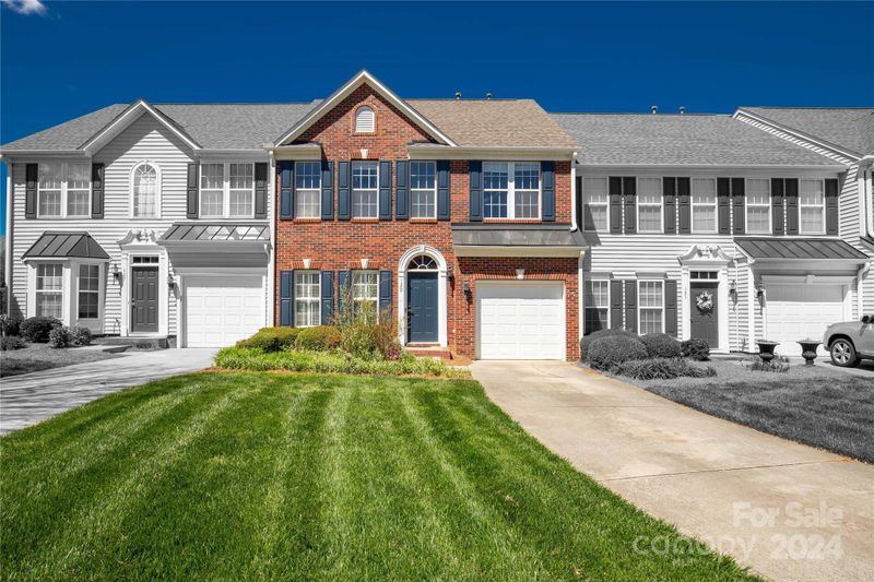 129 Autumn Falls Dr, Clover, SC 29710