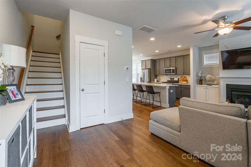 518 Amalfi Dr, Davidson, NC 28036