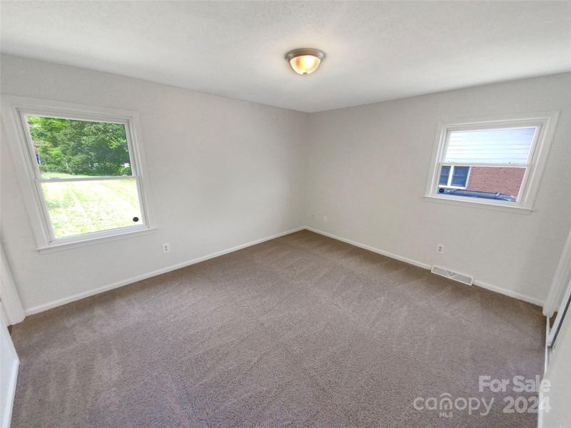 8609 Beechbrooke Rd, Charlotte, NC 28227