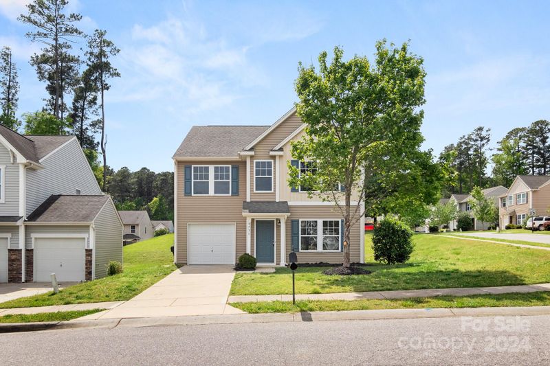 9731 Cayenne Dr, Charlotte, NC 28214