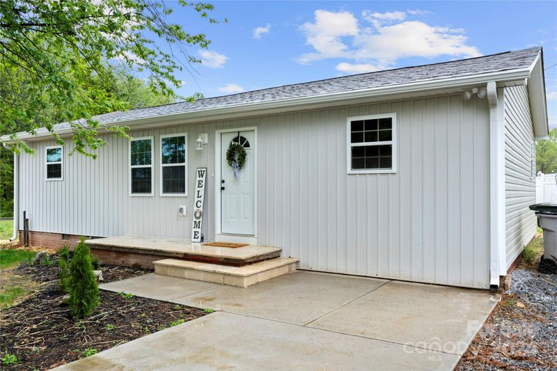2506 Rogers Ave, Gastonia, NC 28052