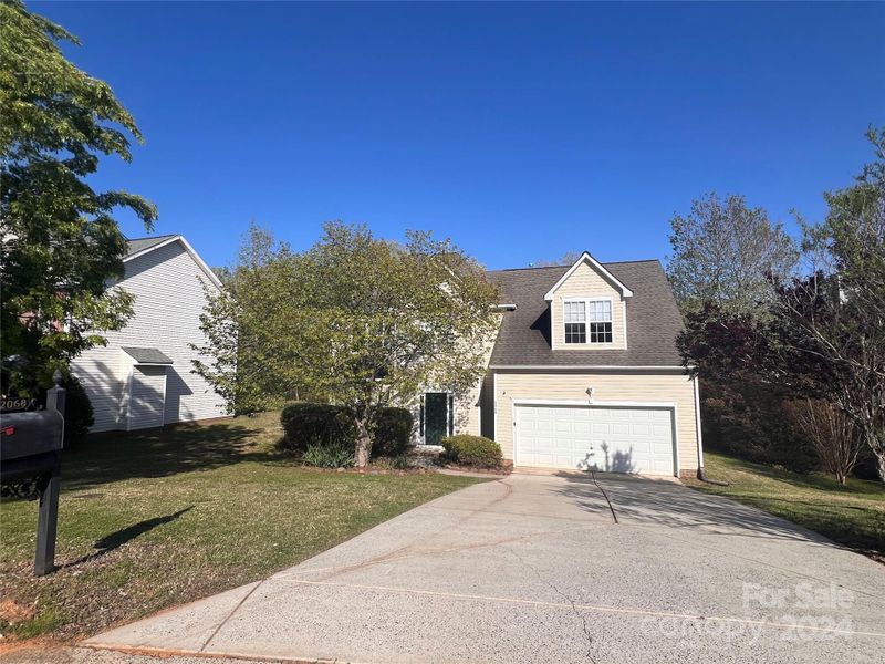 2068 White Cedar Ln, Waxhaw, NC 28173