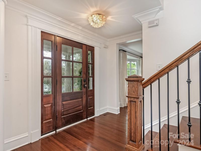 1232 Providence Rd, Charlotte, NC 28207