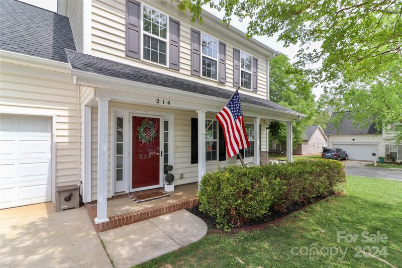 214 Everett Park Dr, Mooresville, NC 28115