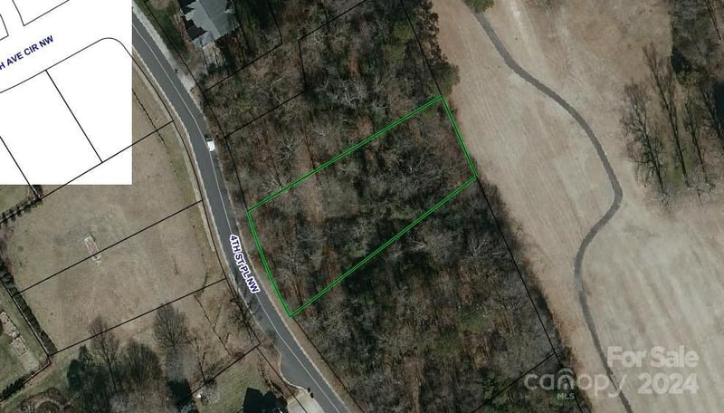 1834 4th Street Pl NW #8, Hickory, NC 28601