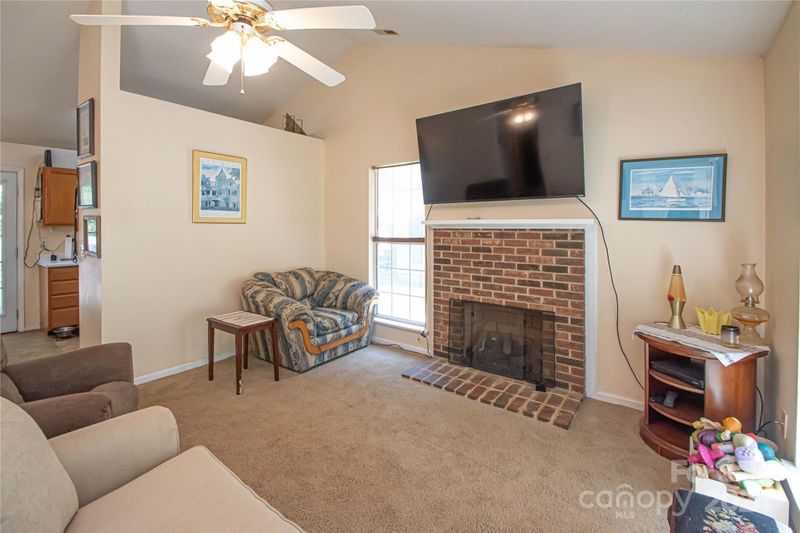 219 Stratford Dr, Indian Trail, NC 28079
