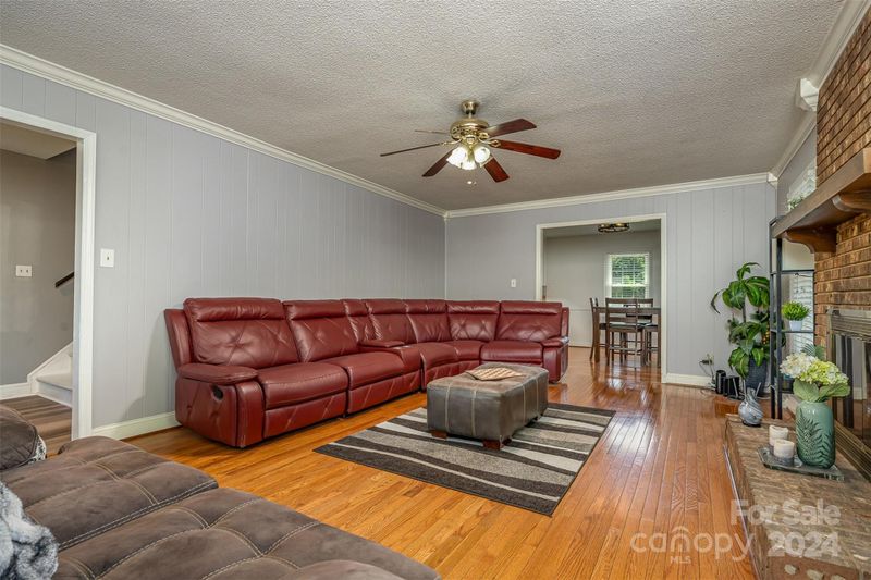 6008 Mallard Dr, Charlotte, NC 28227