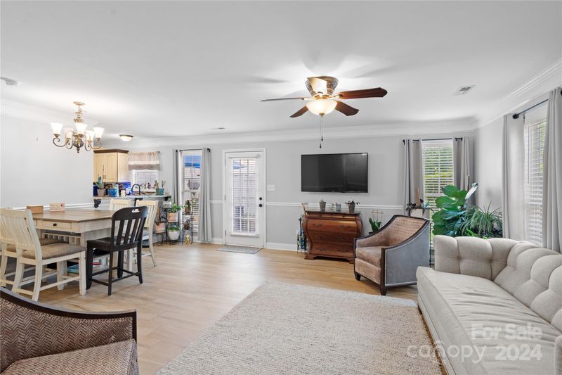 1127 Triece Ln, Charlotte, NC 28215