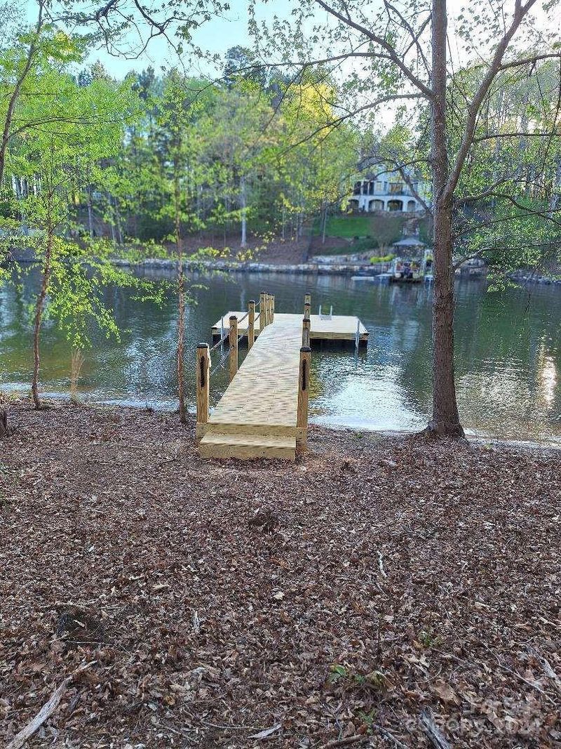 110 Arborway Ln, Troutman, NC 28166