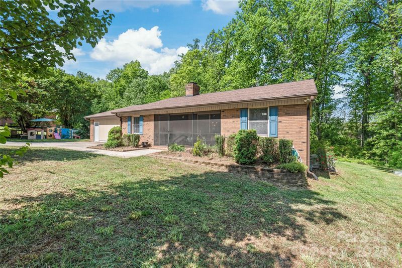 196 Goodman Cir NE, Concord, NC 28025