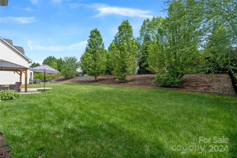 13819 Thach Ct, Huntersville, NC 28078