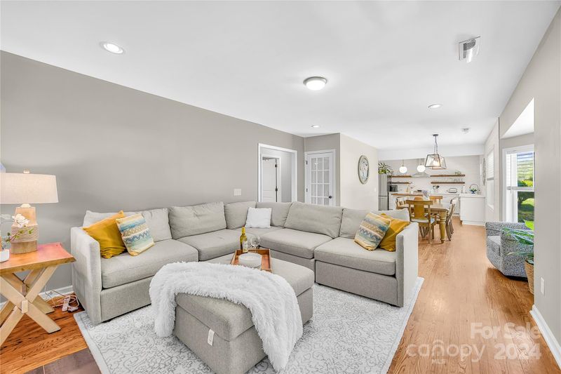 1119 Skyview Rd, Charlotte, NC 28208