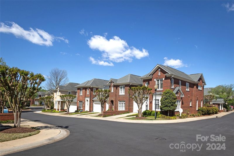 124 Sloane Square Way, Charlotte, NC 28211