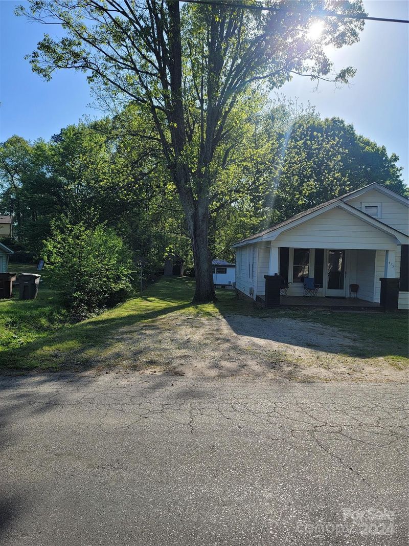 12 Jordan Ln, Kannapolis, NC 28081