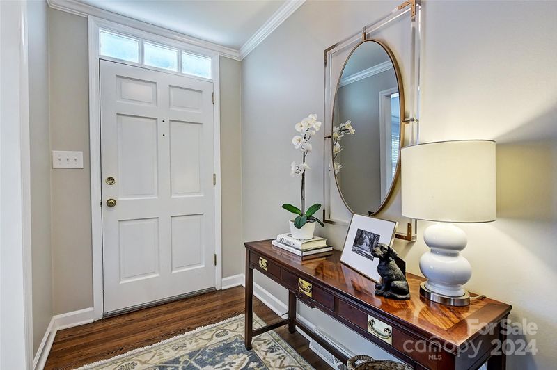 3919 Severn Ave, Charlotte, NC 28210