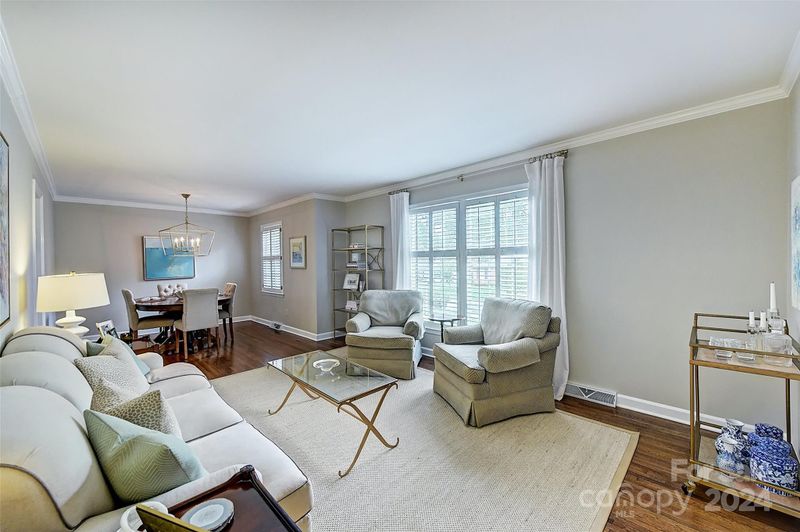 3919 Severn Ave, Charlotte, NC 28210