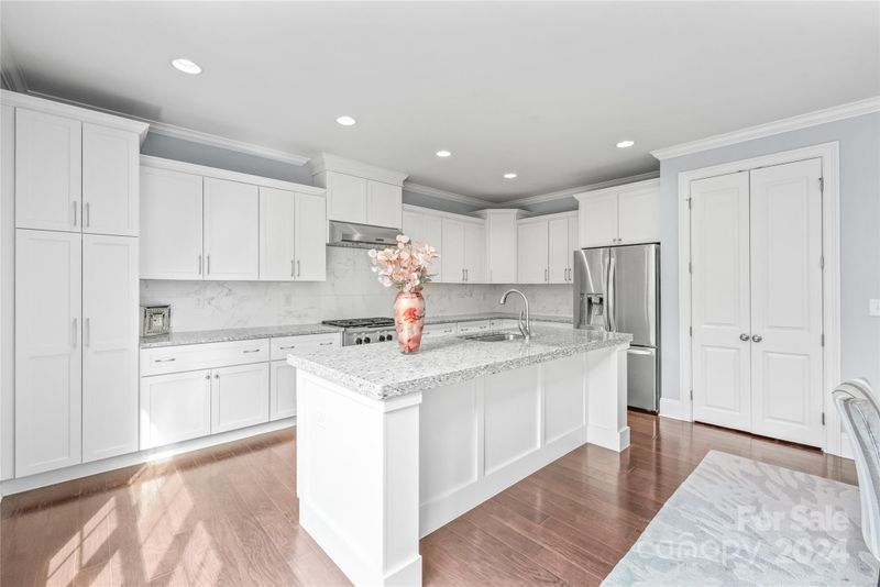 3419 Rea Forest Dr, Charlotte, NC 28226