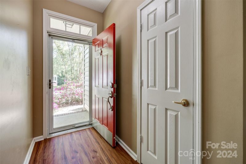 2931 Canary Ct, Charlotte, NC 28269
