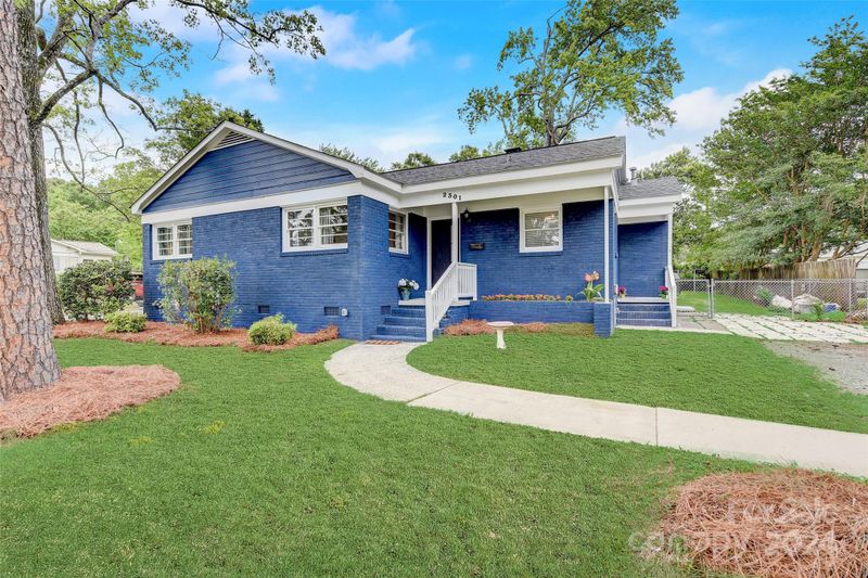 2301 Kilborne Dr, Charlotte, NC 28205