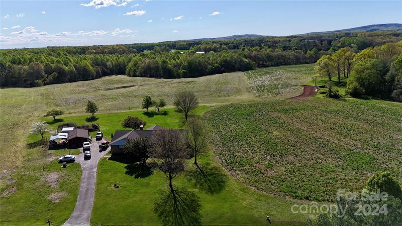 3657 Caldwell Rd, Newton, NC 28658