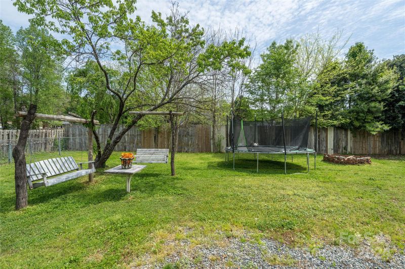 2111 Ridge Ave, Kannapolis, NC 28083