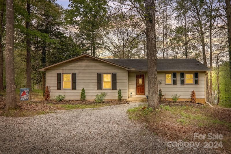 252 Lake Tree Rd, Gaffney, SC 29340