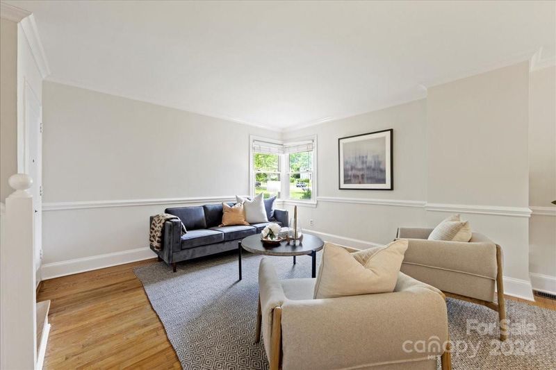 548 Wakefield Dr #A, Charlotte, NC 28209